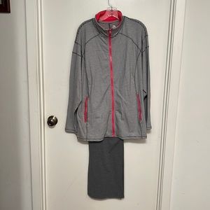 New Avenue Joggers Set